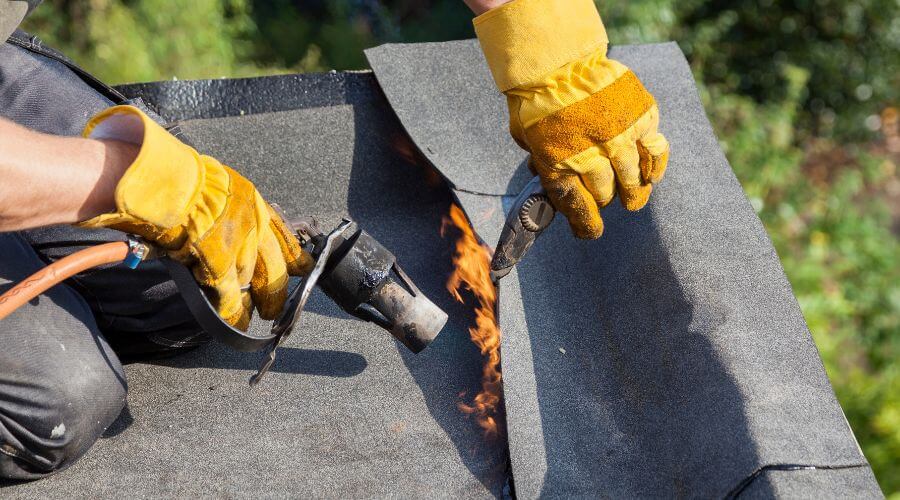 Professional residential roofers in Sardinia, OH